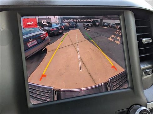 Used 2023 RAM 2500 Big Horn w/ Level 1 Equipment Group image 14