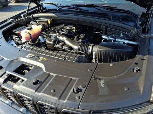 Certified 2025 Jeep Grand Cherokee Altitude image 32