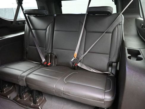 Used 2023 GMC Yukon XL Denali AWD/4WD image 19