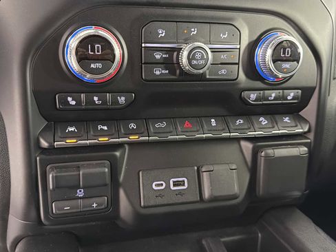 Used 2019 GMC Sierra 1500 Denali w/ Technology Package image 30