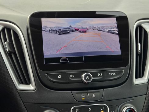 Used 2024 Chevrolet Malibu LT image 33