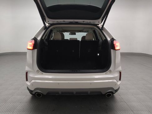 Used 2019 Ford Edge Titanium w/ Equipment Group 301A image 29