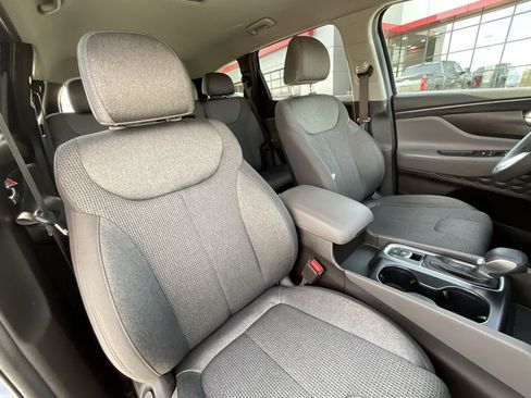 Used 2019 Hyundai Santa Fe SE image 19