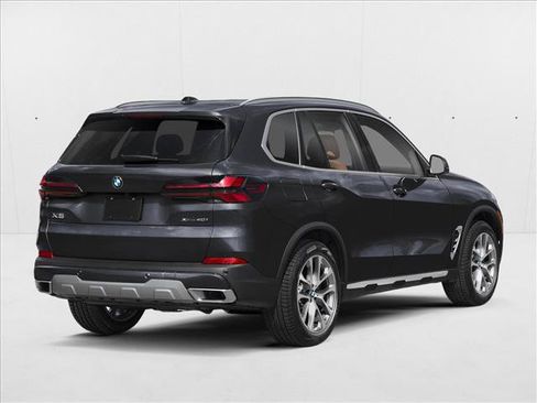 New 2027 BMW X5 xDrive40i w/ M Sport Package AWD/4WD image 2