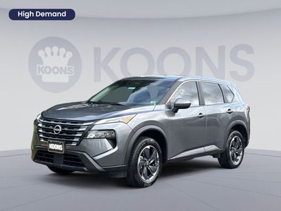 Used 2024 Nissan Rogue SV