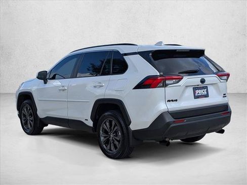 Used 2024 Toyota RAV4 XLE Premium AWD/4WD image 8