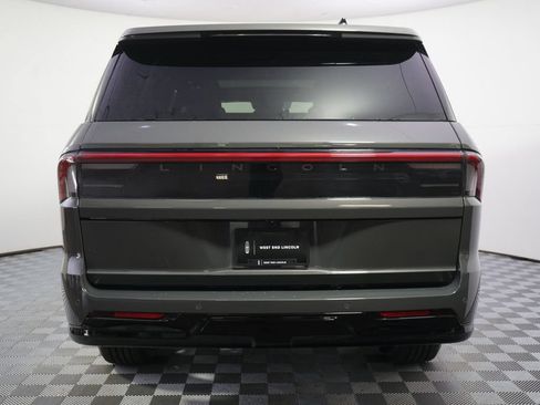 New 2026 Lincoln Navigator L Black Label AWD/4WD image 5