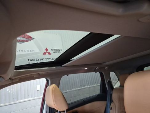 Used 2022 Nissan Rogue Platinum w/ Head-Up Display Package AWD/4WD image 18