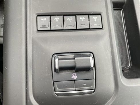 Used 2025 GMC Sierra 2500 Denali Ultimate w/ Max Trailering Package image 23