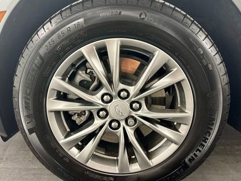 Used 2023 Cadillac XT5 Premium Luxury image 11