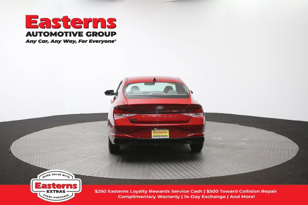 Used 2023 Hyundai Elantra SE w/ Cargo Package FWD image 37