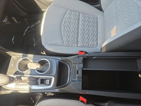 Used 2022 Chevrolet Equinox LT AWD/4WD image 26