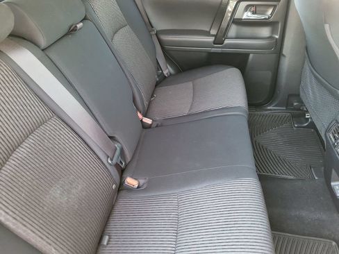 Used 2023 Toyota 4Runner TRD Off-Road AWD/4WD image 33