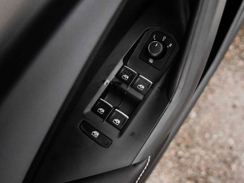 New 2026 Volkswagen Jetta SE image 19