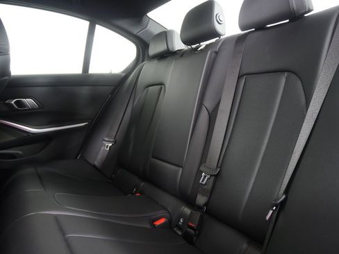 Used 2025 BMW 330i xDrive Sedan w/ Premium Package image 16