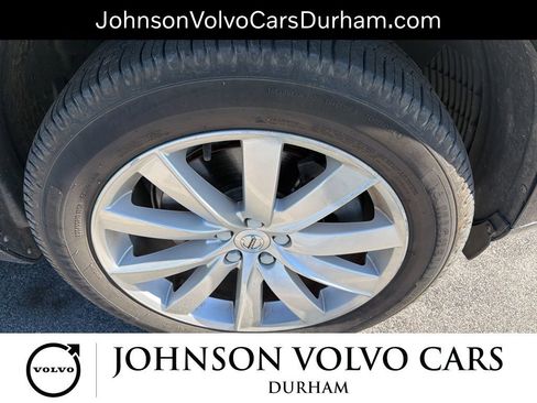 Used 2016 Volvo XC90 T6 Momentum w/ Momentum Plus Package image 14