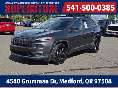 Used 2016 Jeep Cherokee Latitude w/ Comfort/Convenience Group