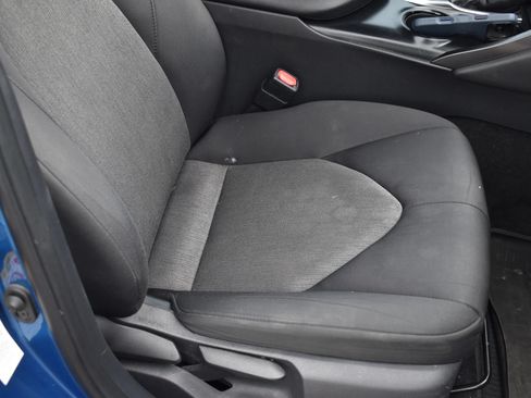 Used 2019 Toyota Camry LE w/ Carpet Mat Package FWD image 13
