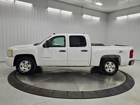 Used 2011 Chevrolet Silverado 1500 LT w/ All-Star Edition image 2