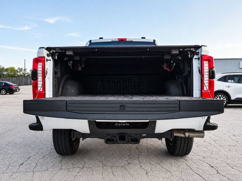 Used 2025 Ford F350 Lariat w/ Lariat Ultimate Package AWD/4WD image 7