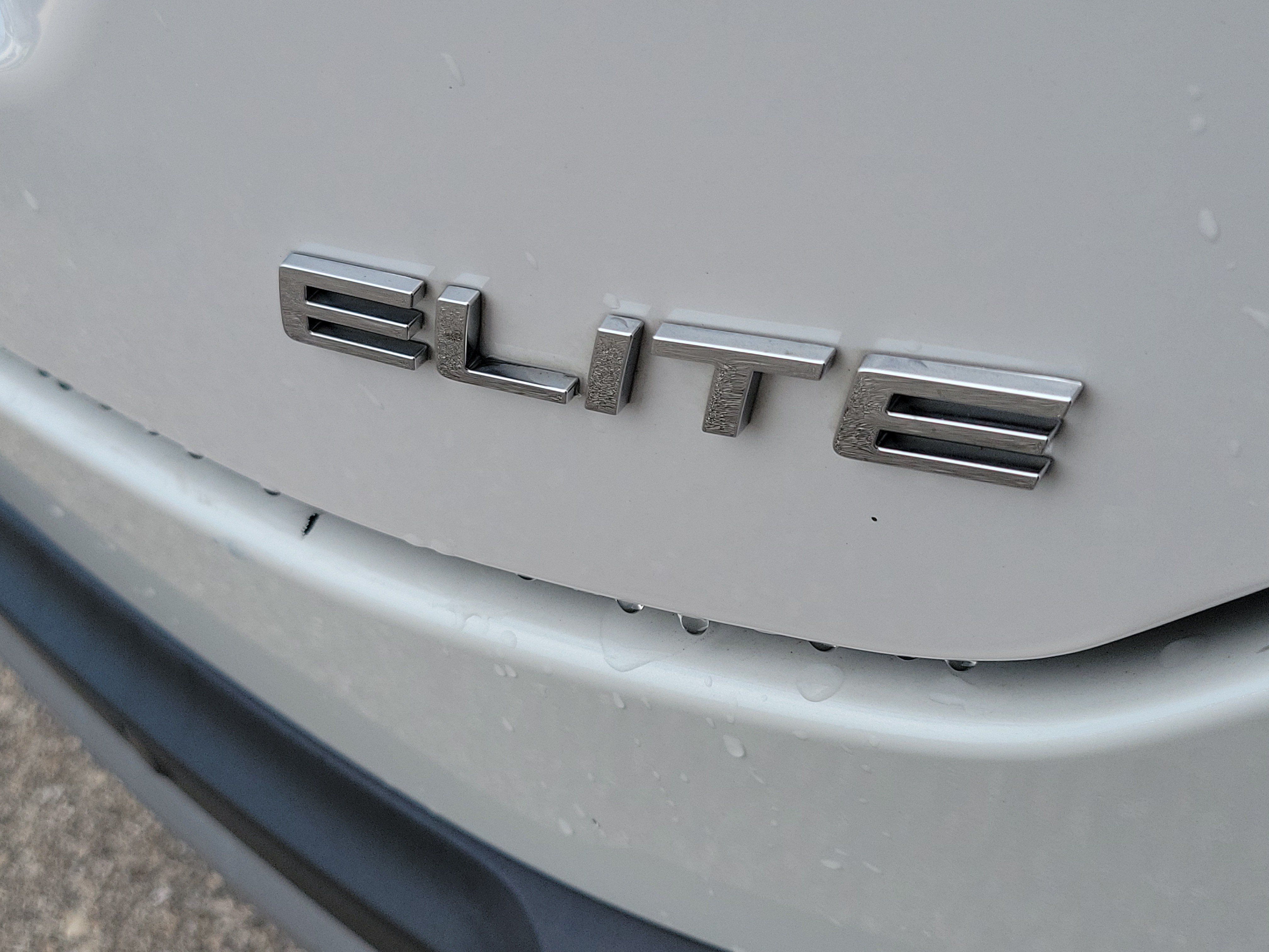Used 2024 Honda Pilot Elite image 7