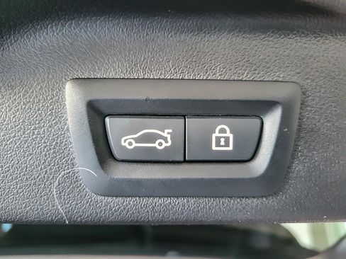 Used 2021 BMW X5 M w/ Competition Package image 21