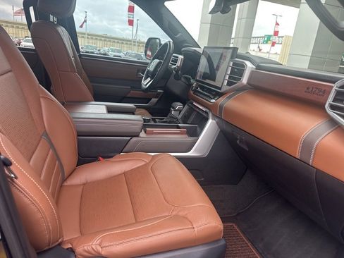 Used 2025 Toyota Tundra 1794 Edition image 8