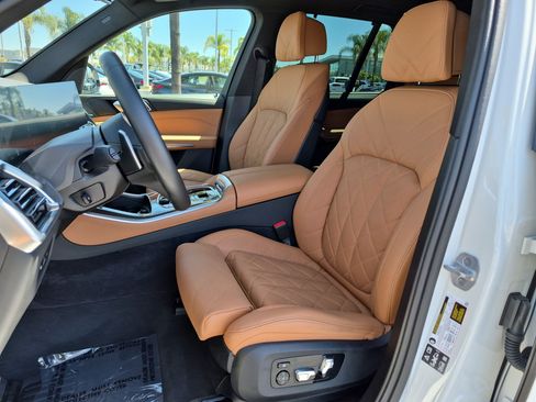 Used 2025 BMW X5 M60i w/ Executive Package AWD/4WD image 16