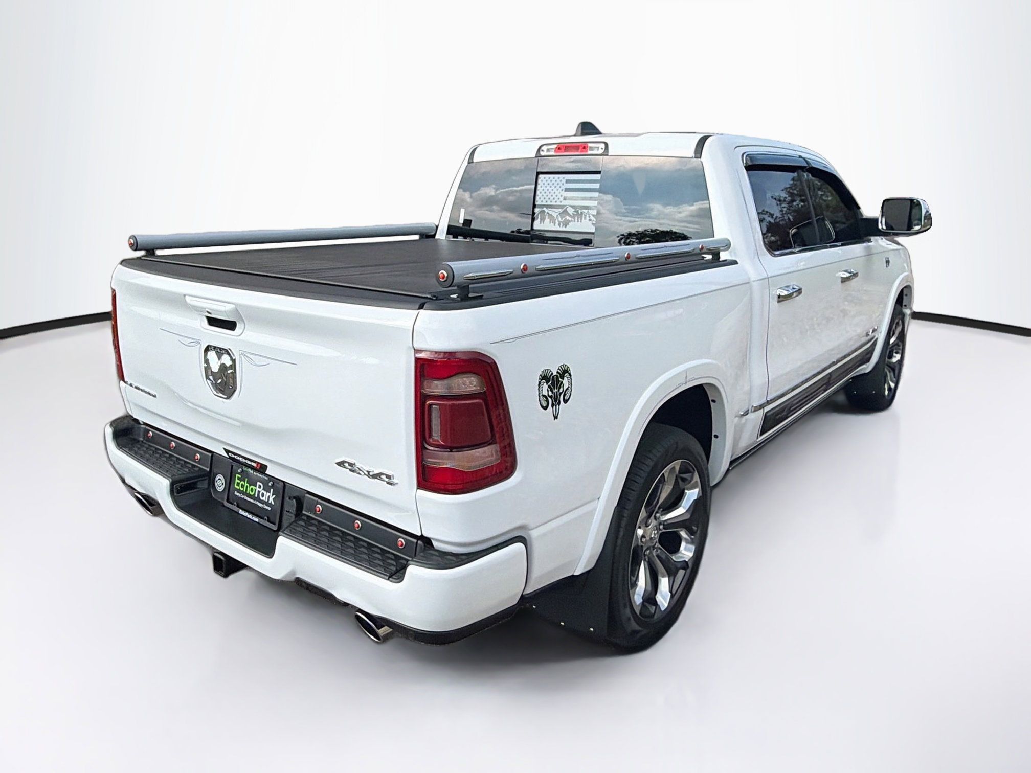 Used 2023 RAM 1500 Limited w/ Body Color Bumper Group AWD/4WD image 9