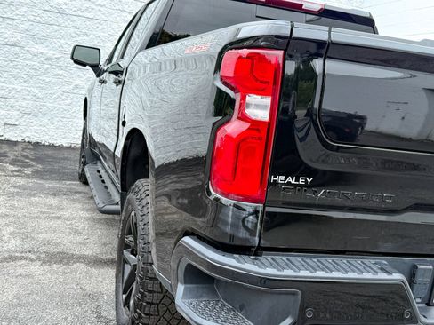 Certified 2024 Chevrolet Silverado 1500 LT Trail Boss w/ Convenience Package II AWD/4WD image 10