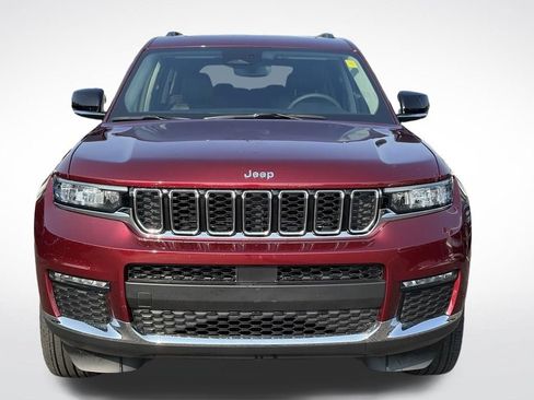 Used 2023 Jeep Grand Cherokee L Limited AWD/4WD image 3