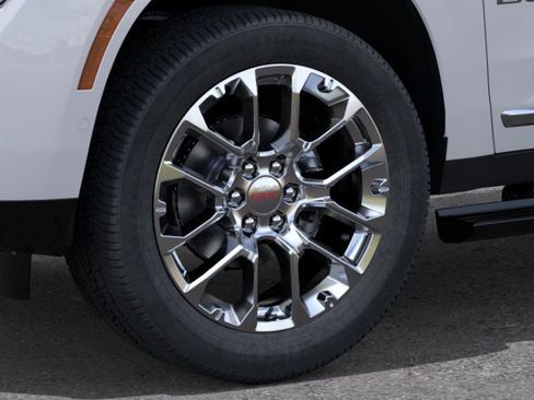 New 2026 GMC Yukon Denali image 9