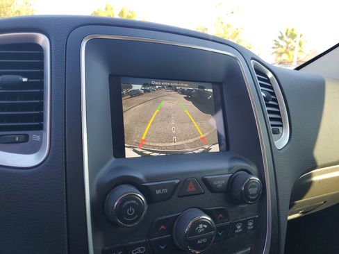 Used 2019 Dodge Durango SXT w/ 3rd Row Seating Group image 20