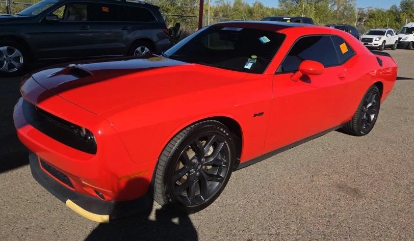 Used 2023 Dodge Challenger R/T w/ Blacktop Package RWD image 2