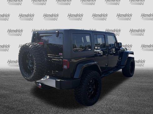 Used 2014 Jeep Wrangler Unlimited Sahara w/ Trailer Tow Group AWD/4WD image 10