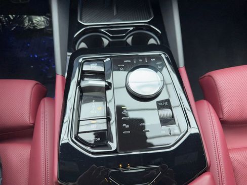 Used 2026 BMW 530i w/ M Sport Package image 44