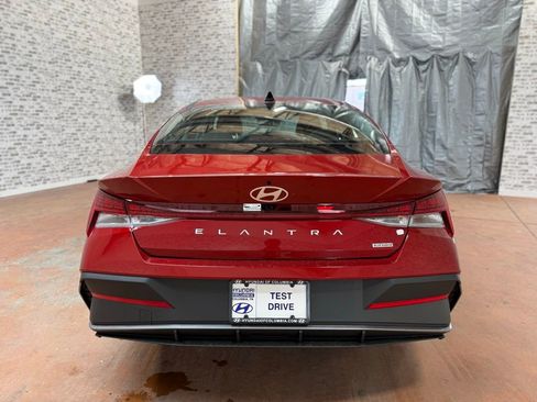 New 2026 Hyundai Elantra Blue image 6