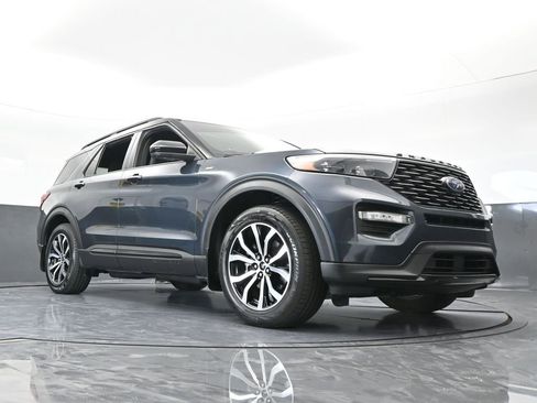 Used 2022 Ford Explorer ST-Line w/ Class IV Trailer Tow Package image 71