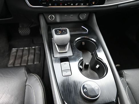 Used 2021 Nissan Rogue Platinum image 22