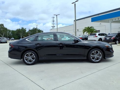 Used 2024 Honda Accord EX image 16