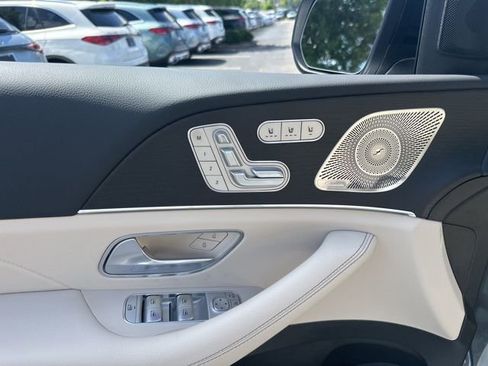 New 2026 Mercedes-Benz GLS 450 4MATIC image 21