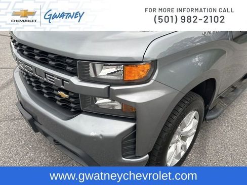 Used 2020 Chevrolet Silverado 1500 Custom w/ Custom Value Package AWD/4WD image 14