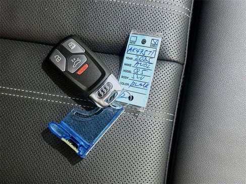 Used 2025 Audi Q5 Prestige image 37