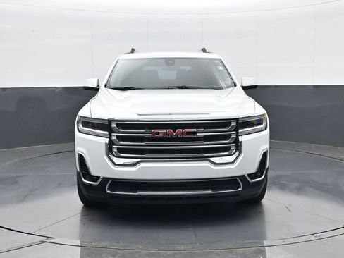 Used 2023 GMC Acadia SLT image 2