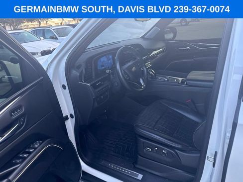 Used 2022 Cadillac Escalade Sport Platinum AWD/4WD image 12