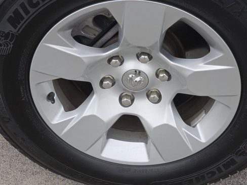 Used 2020 RAM 1500 Big Horn image 9