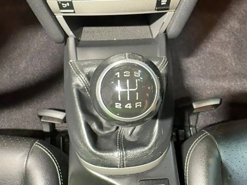 Used 2006 Porsche Boxster RWD image 21