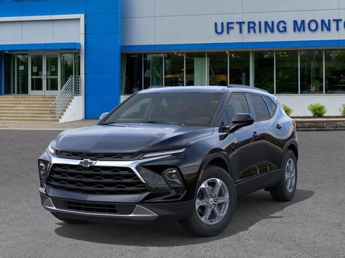 New 2025 Chevrolet Blazer LT w/ Convenience Package FWD image 6