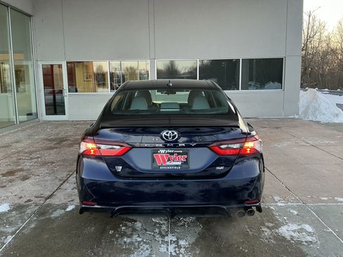 Certified 2021 Toyota Camry SE w/ Cold Weather Package image 21