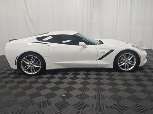 Used 2019 Chevrolet Corvette Stingray Coupe w/ 1LT image 7